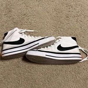 Nike womens court legacy mid